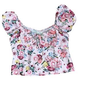 NWT blue rain Floral Pink Satin-Like Cambel Crop Top XL Francesca’s